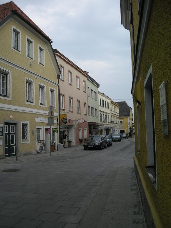 Gasthof Kreuzmayr Hotel Eferding Eksteriør billede